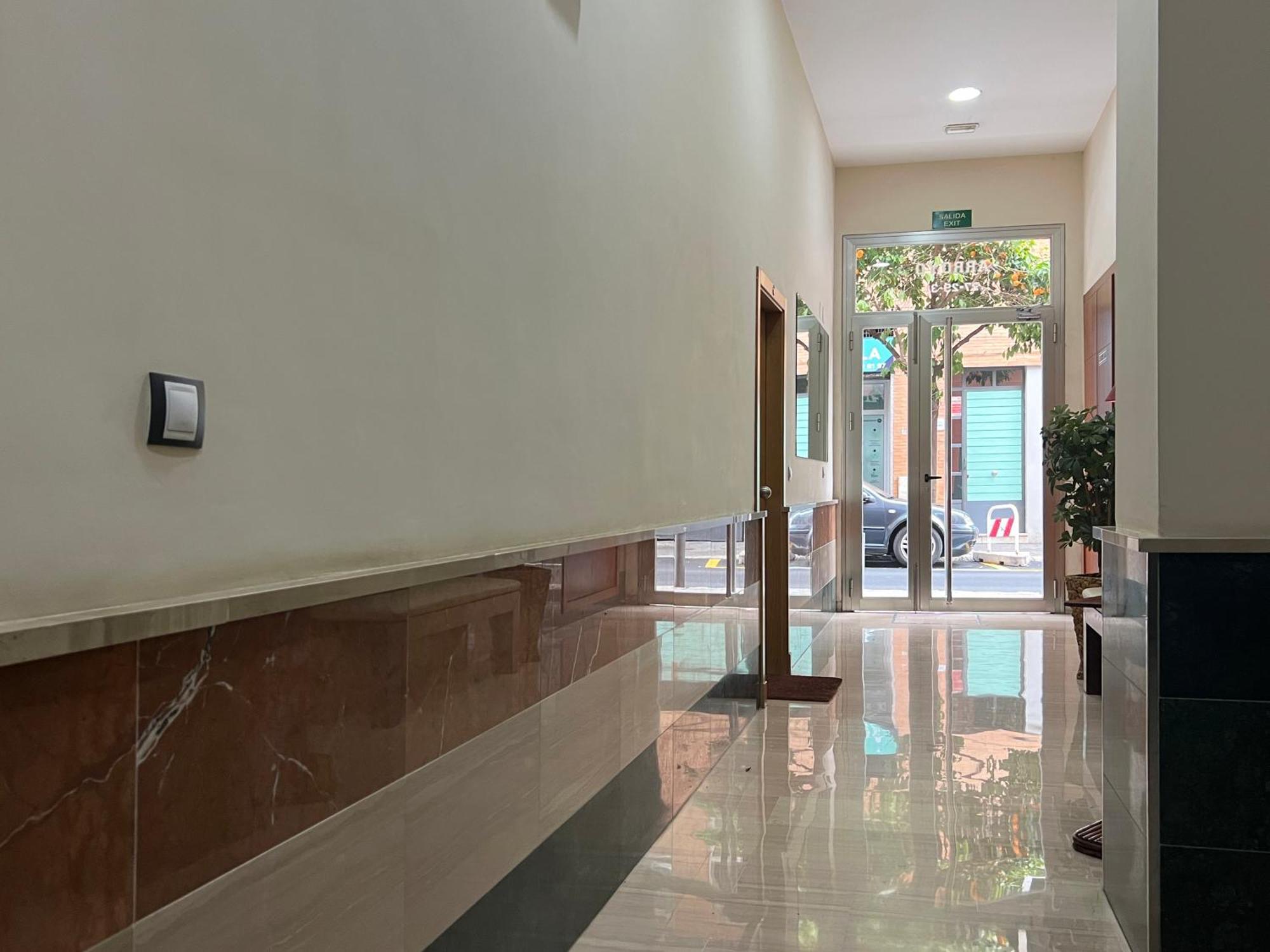 Studio City Center - Aloha Sevilla Εξωτερικό φωτογραφία